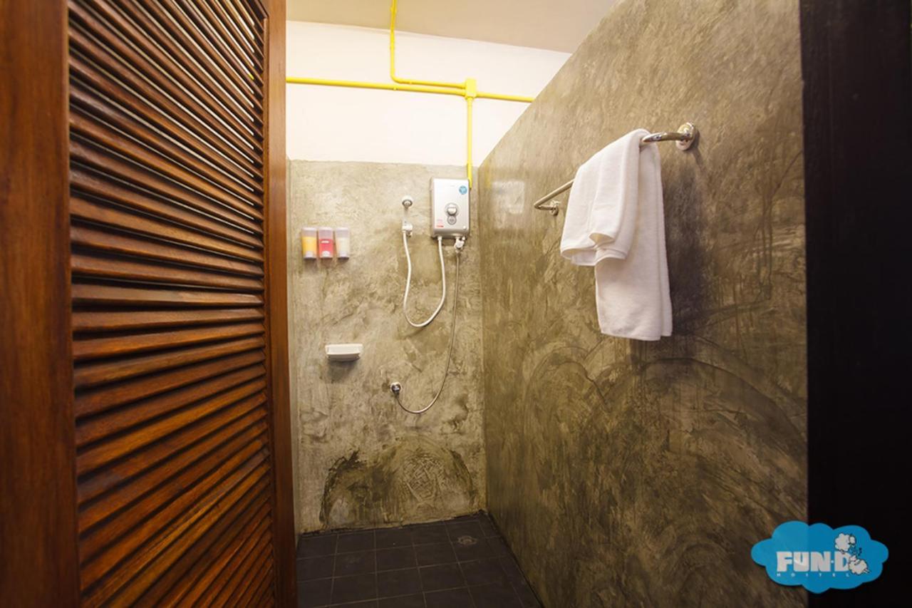 Fun-D Hostel Чианг Рай Екстериор снимка