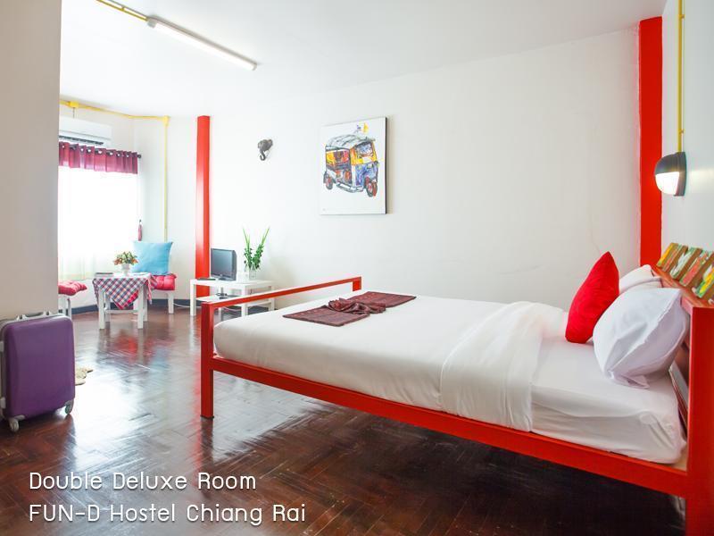 Fun-D Hostel Чианг Рай Екстериор снимка