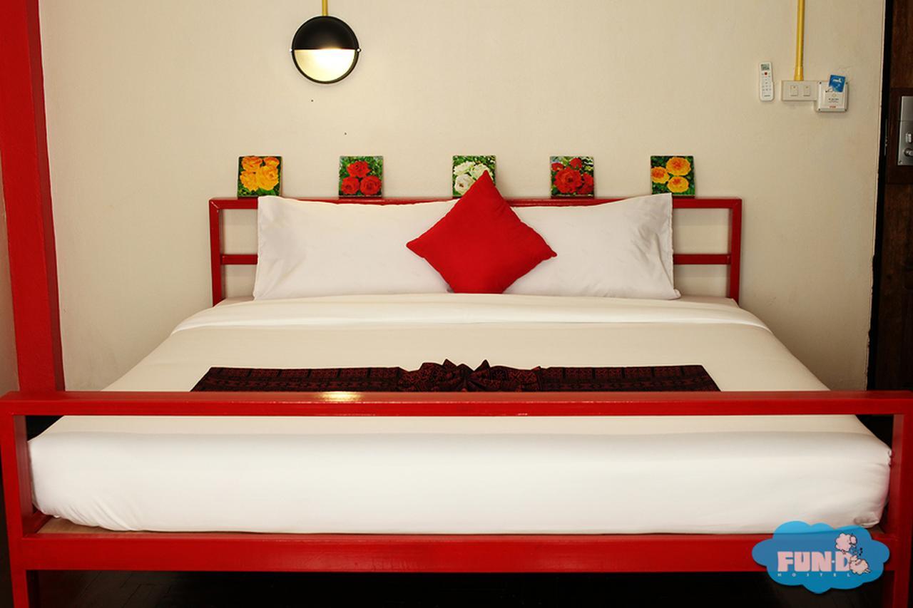 Fun-D Hostel Чианг Рай Екстериор снимка