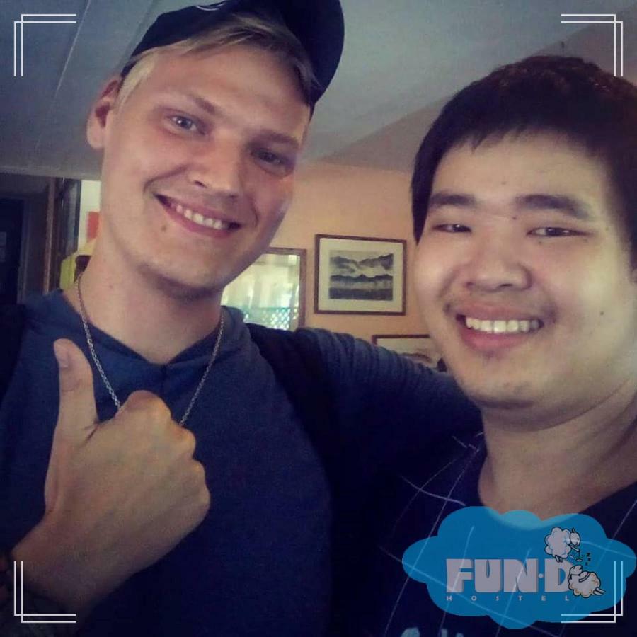 Fun-D Hostel Чианг Рай Екстериор снимка